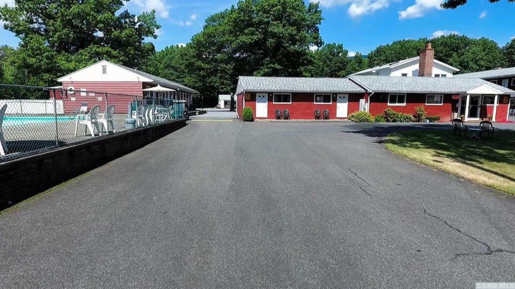 Motel Red Ranch 2*