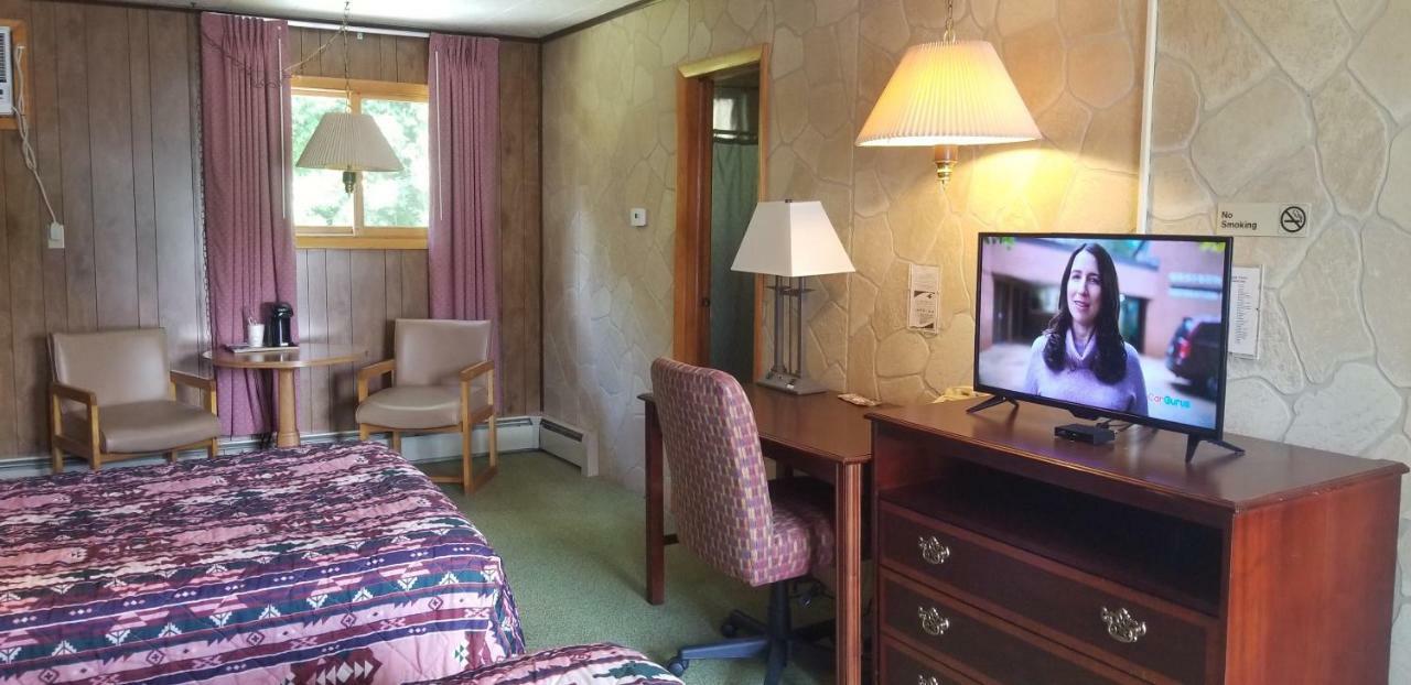 Red Ranch Motel 2*