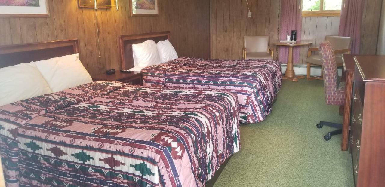 Red Ranch Motel 2*
