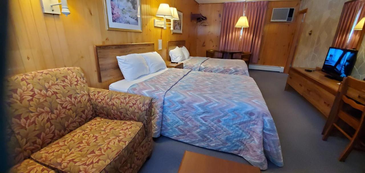 Red Ranch Motel 2*